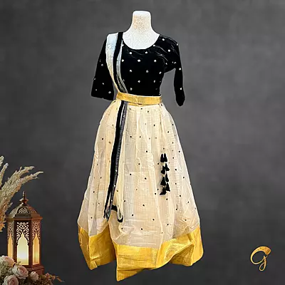 ReadyMade Lehenga - L